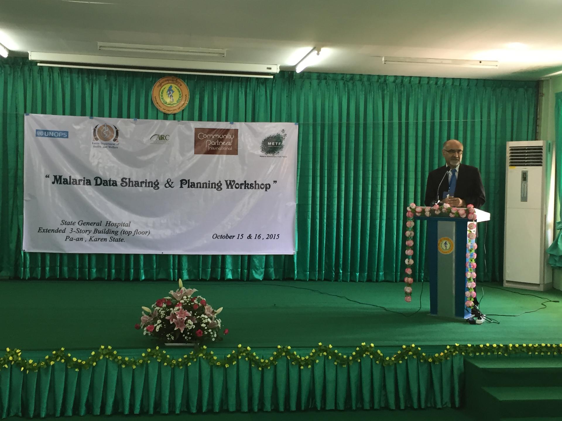 Dr Faisal Mansoor, Head of Programme Unit, UNOPS delivers an opening speech, State General Hospital in Pa-an, Kayin State.