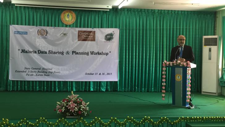 Dr Faisal Mansoor, Head of Programme Unit, UNOPS delivers an opening speech, State General Hospital in Pa-an, Kayin State.